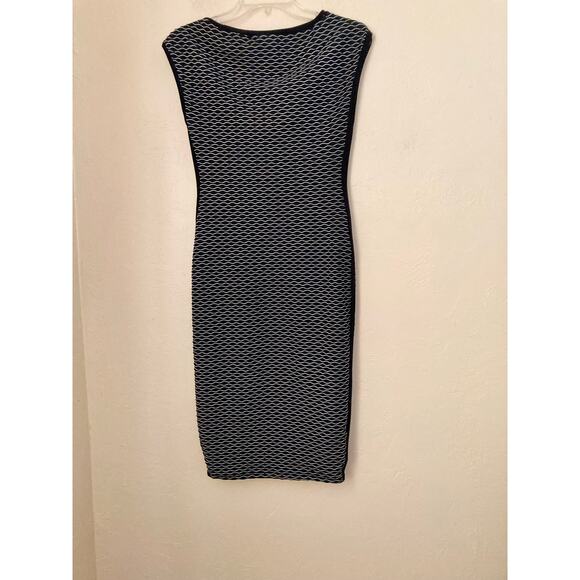 Max Studio Women's Dress Size XS Black White Textured Bodycon Wiggle - Picture 5 of 7